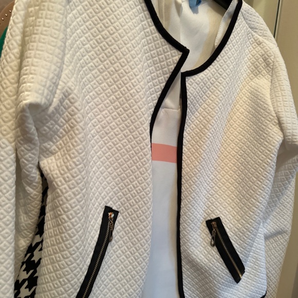 Jacket - Picture 2 of 3